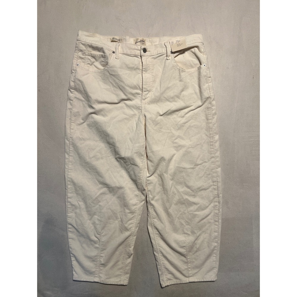Universal Thread Womens 16R Easy Barrel Corduroy Pants High Rise Cream White NEW